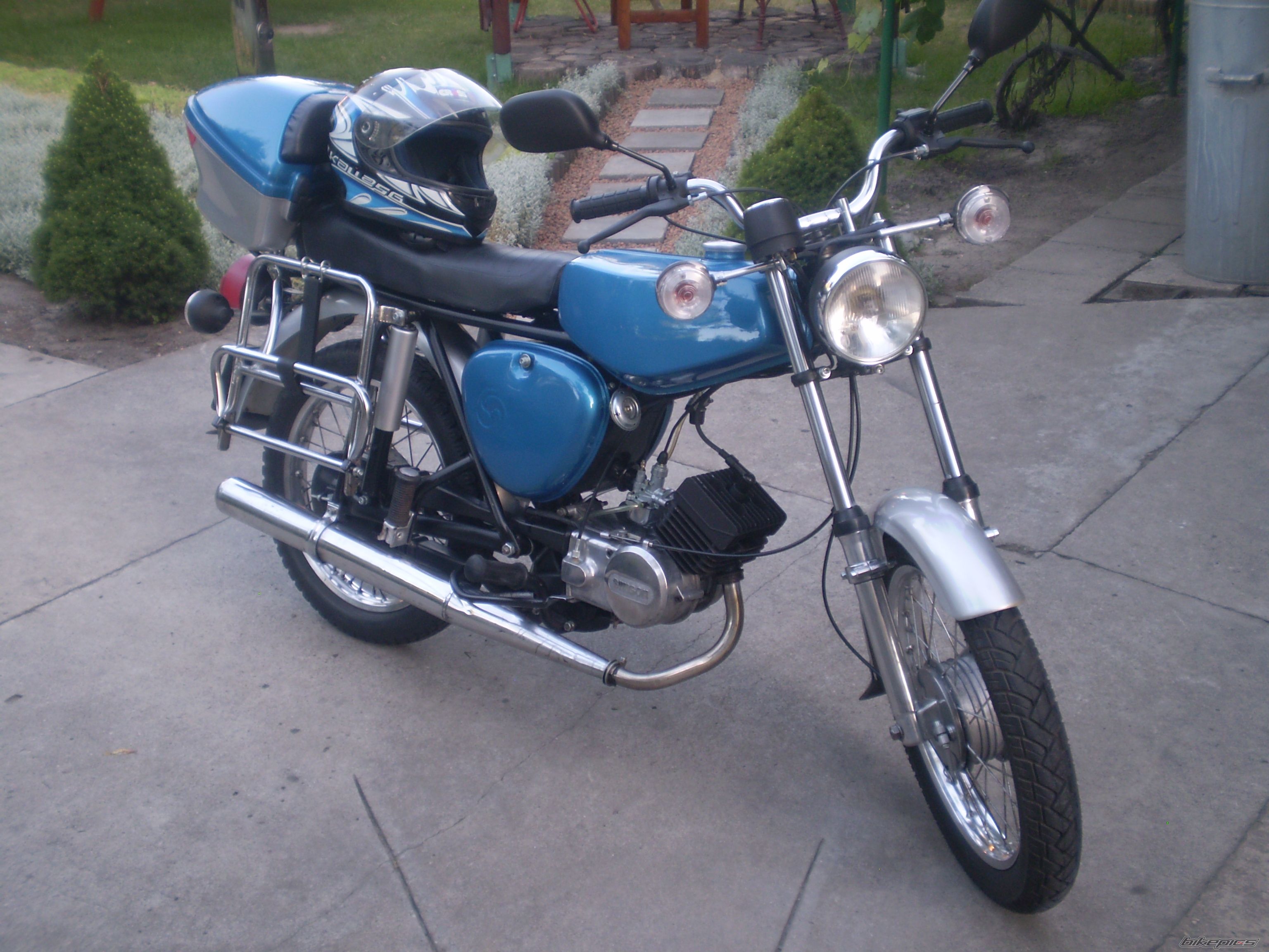 Photo 2109085