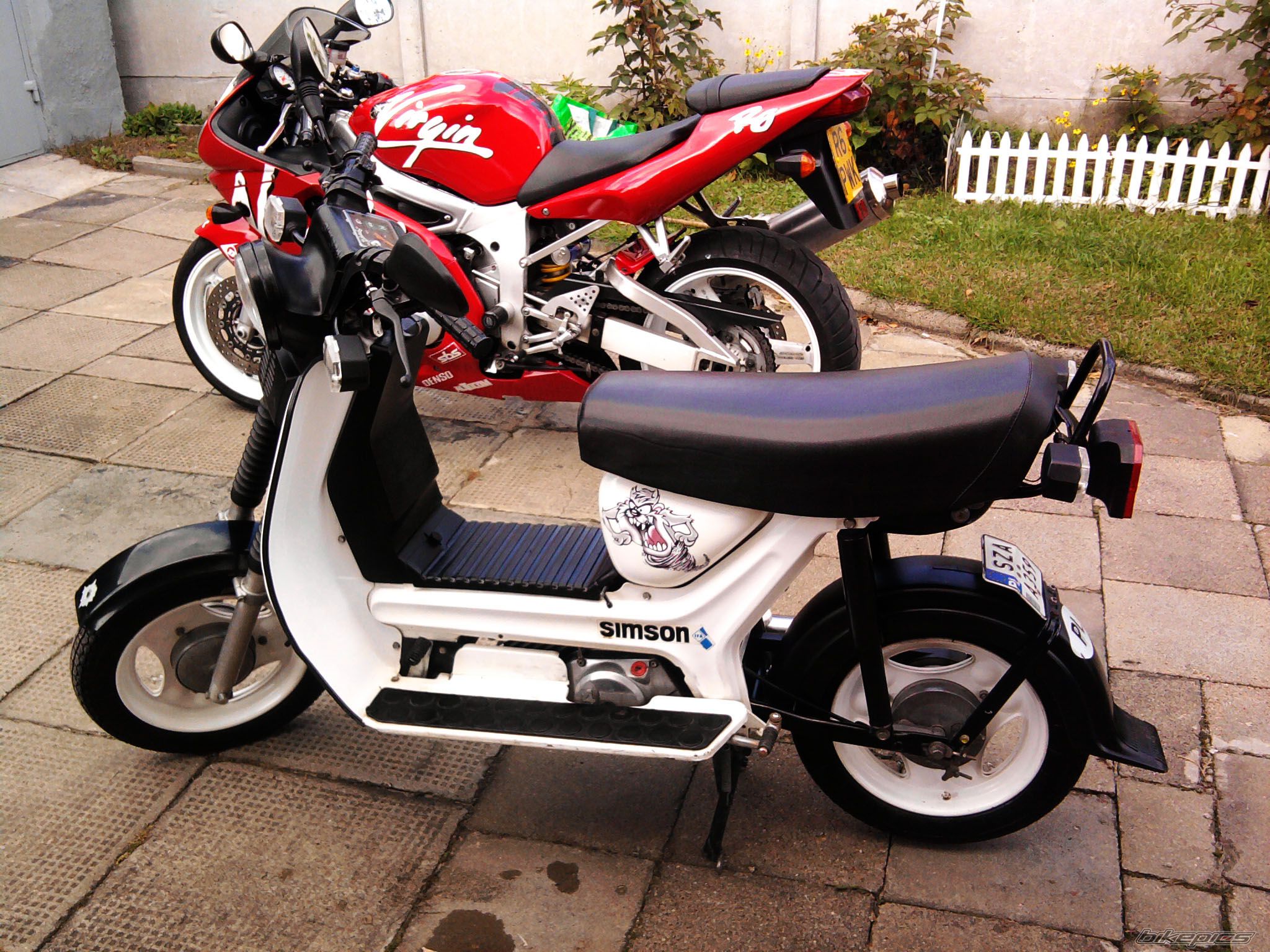 Photo 2110129