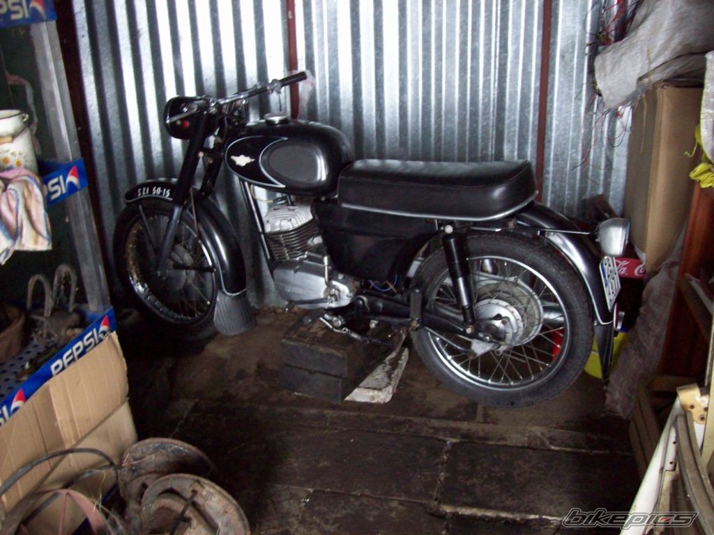 Photo 2111876