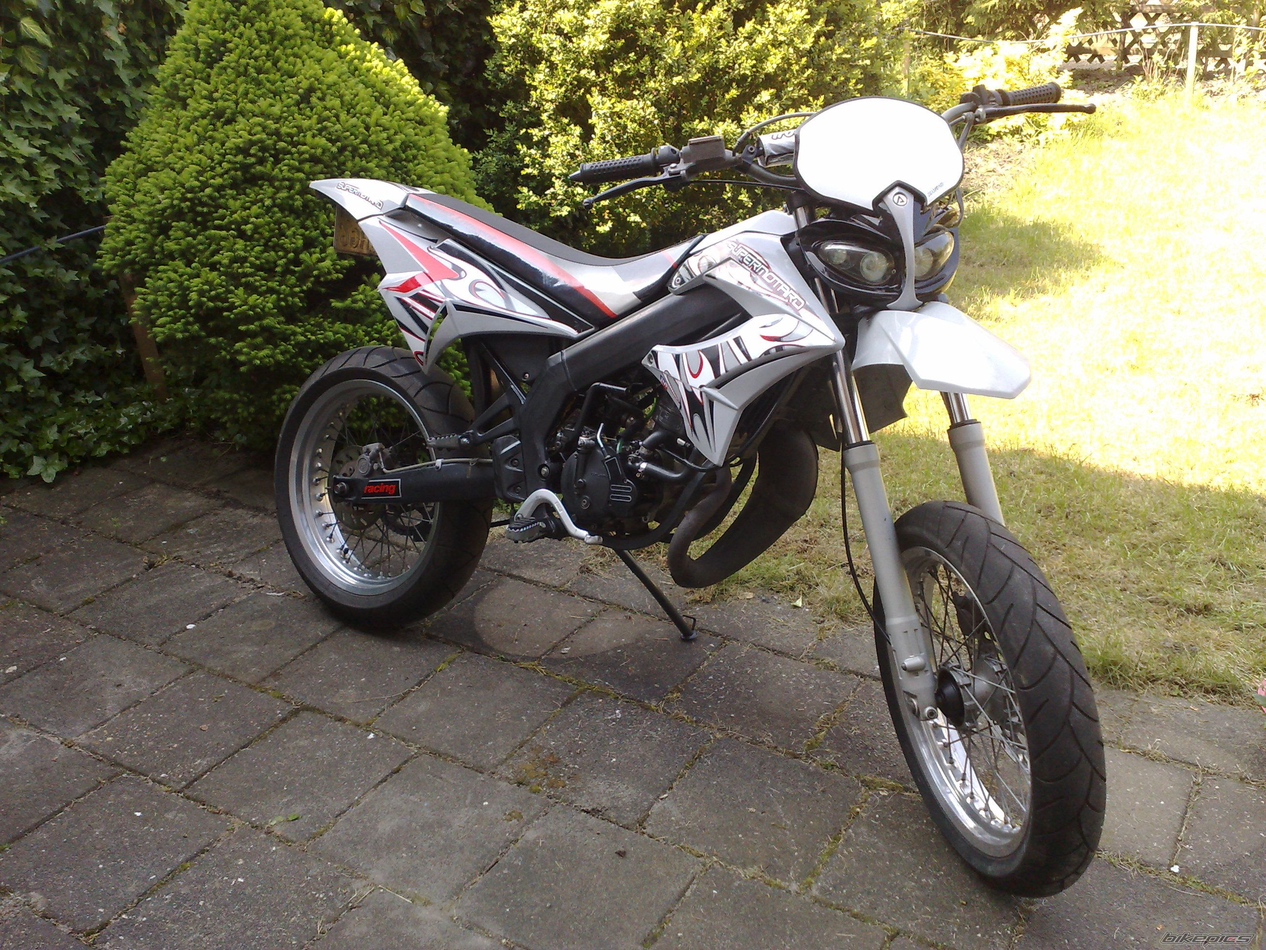 Photo 2112072
