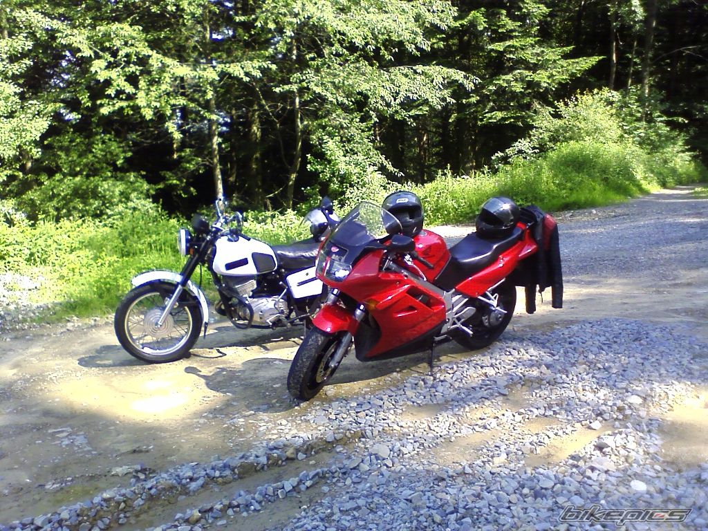 Photo 2112346