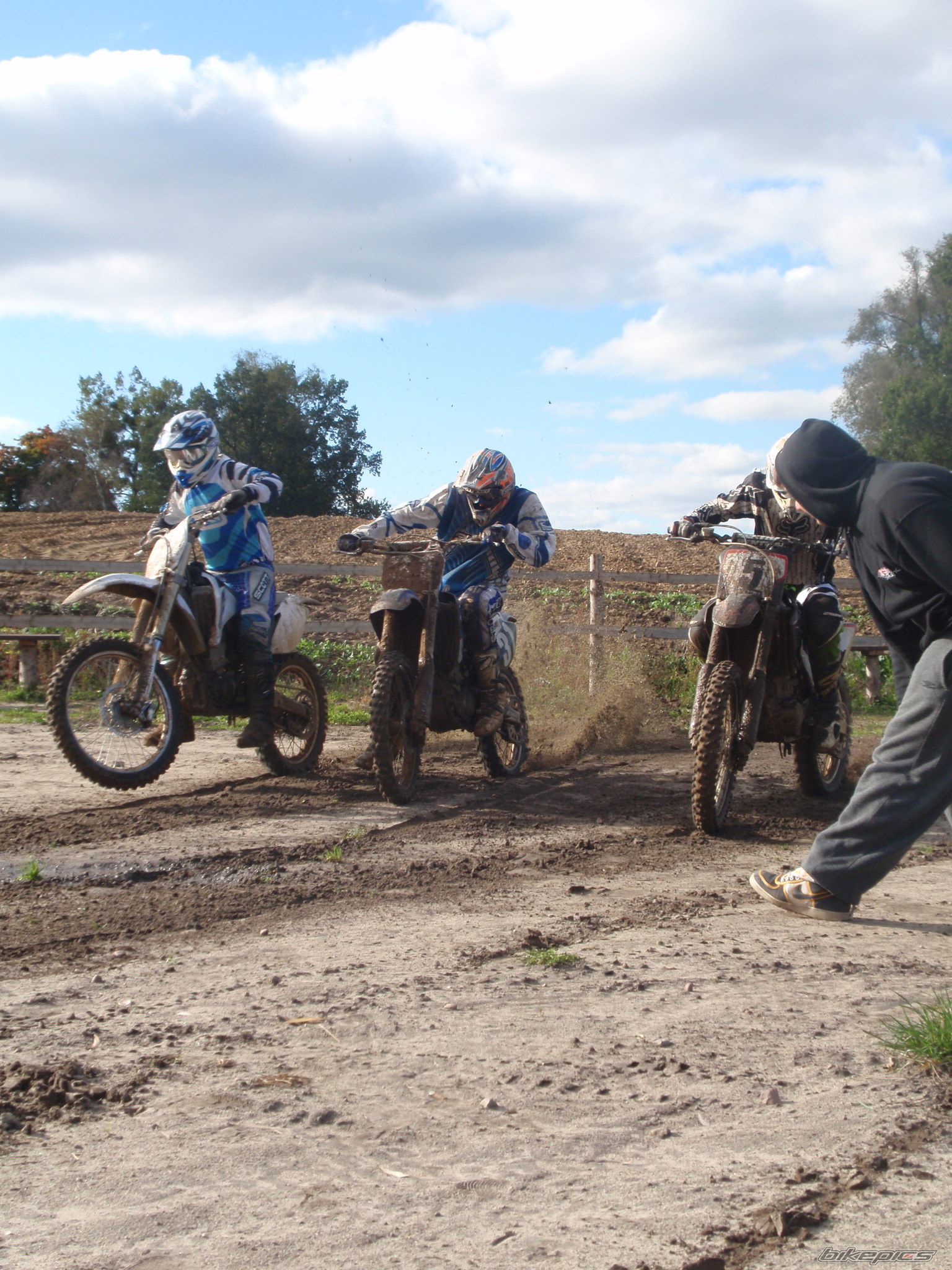 Bike Photo 2114378