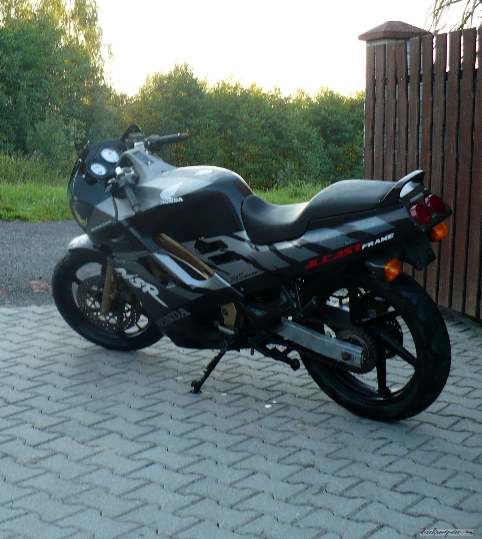 Photo 2115688