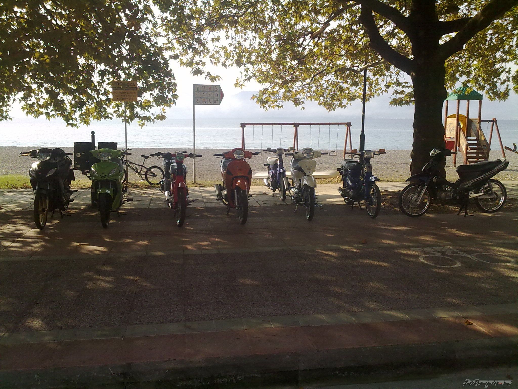 Photo 2115898