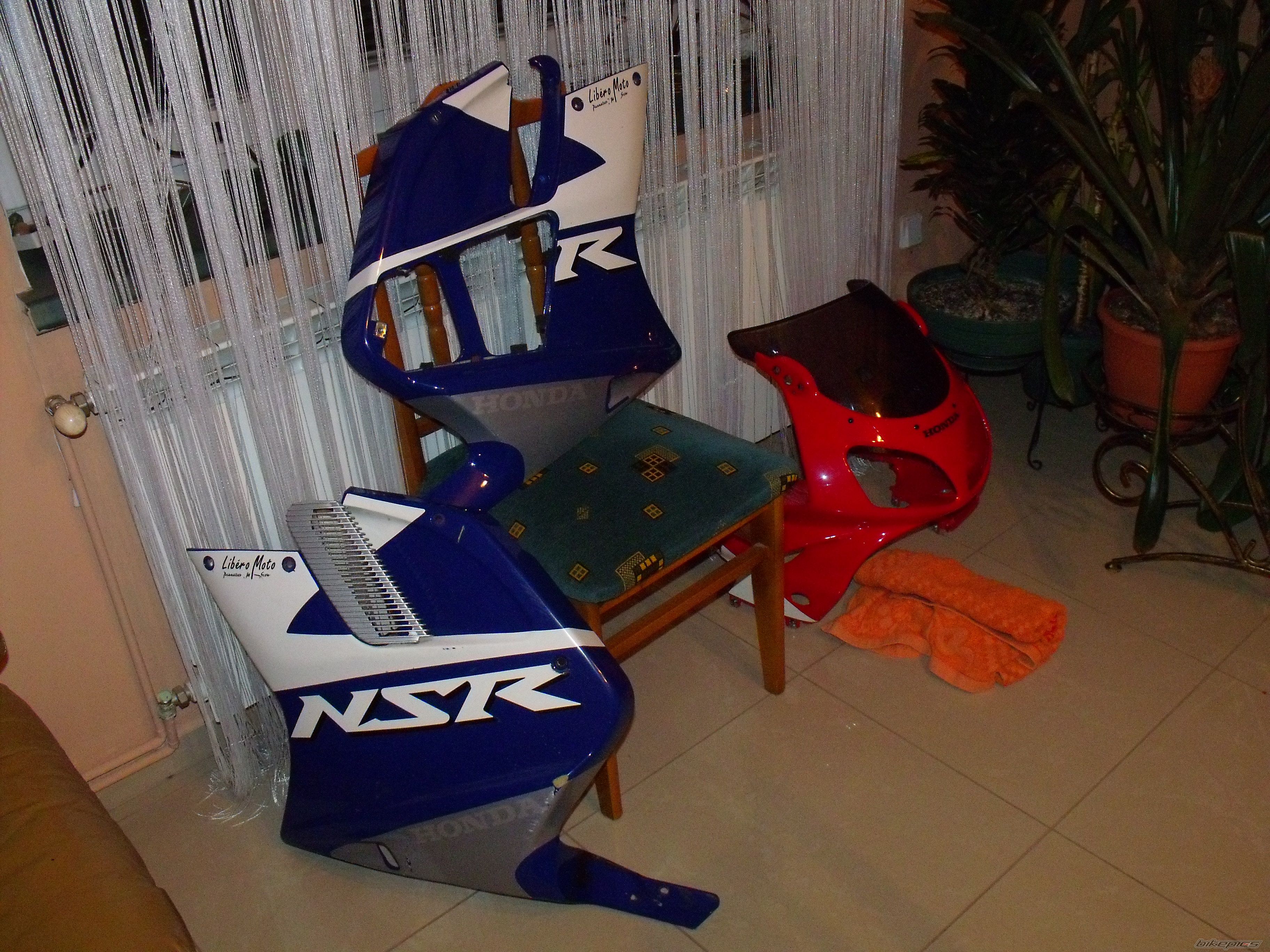 Photo 2115904