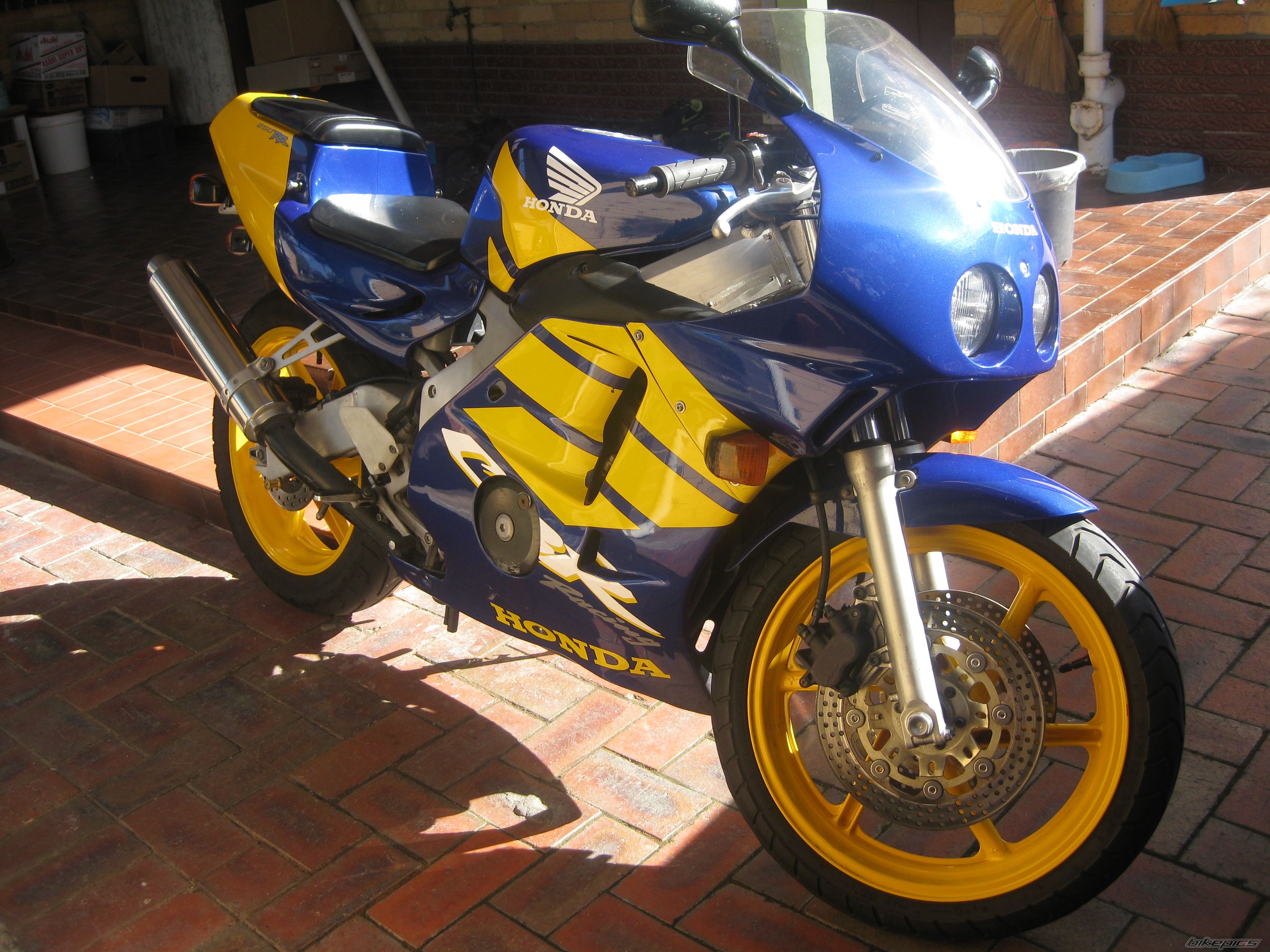 Photo 2116144
