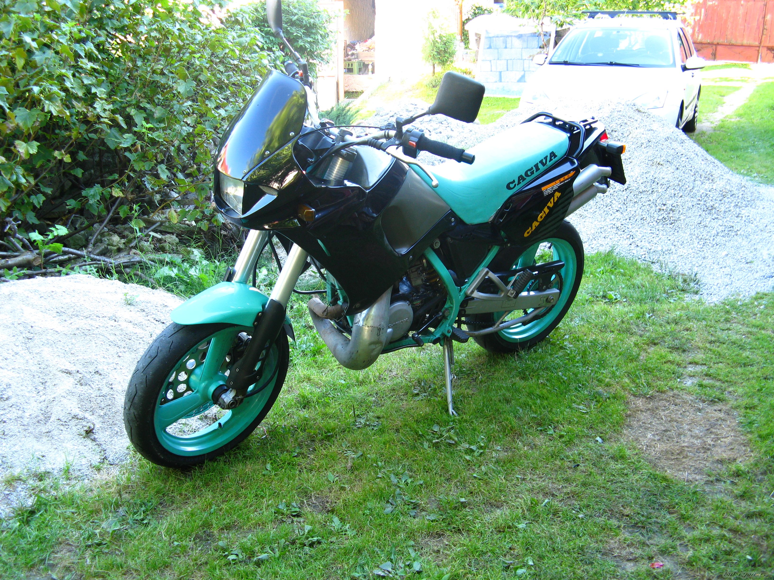 Photo 2119611