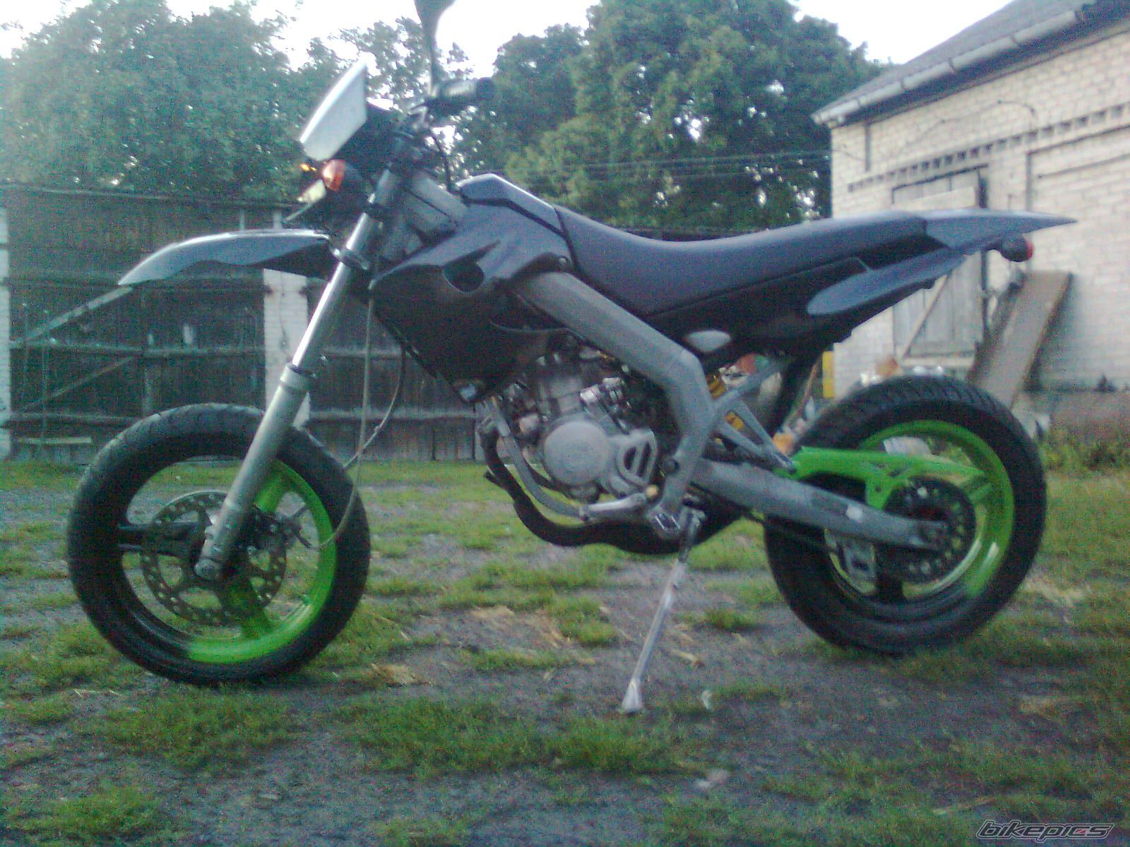 Photo 2124740
