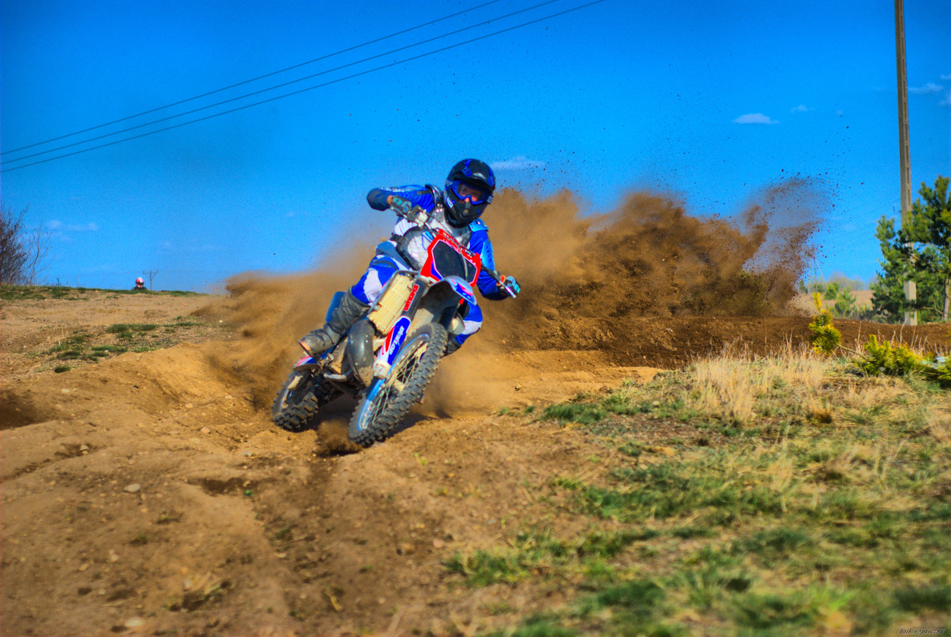 Bike Photo 2127873