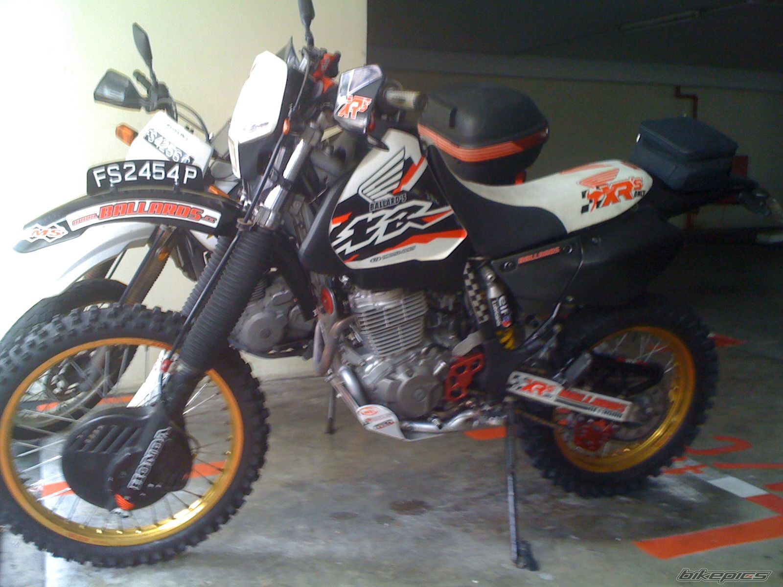 Photo 2129042