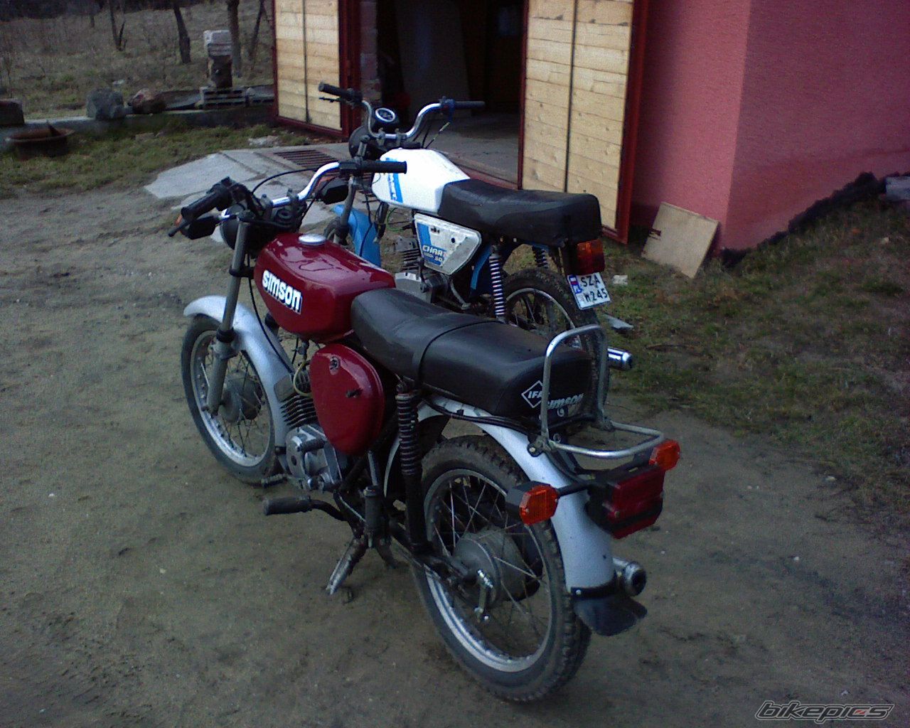 Photo 2129706