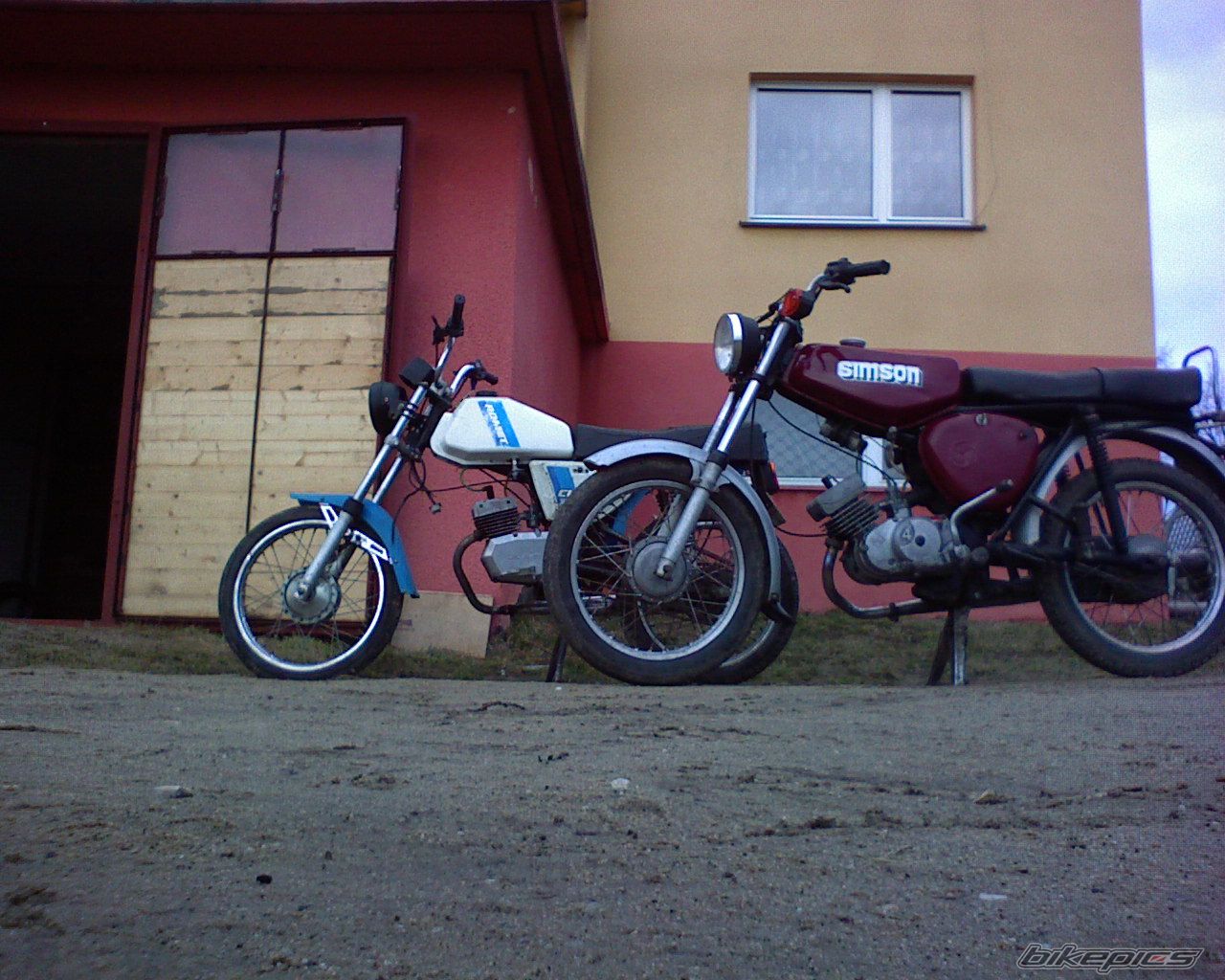 Photo 2129718