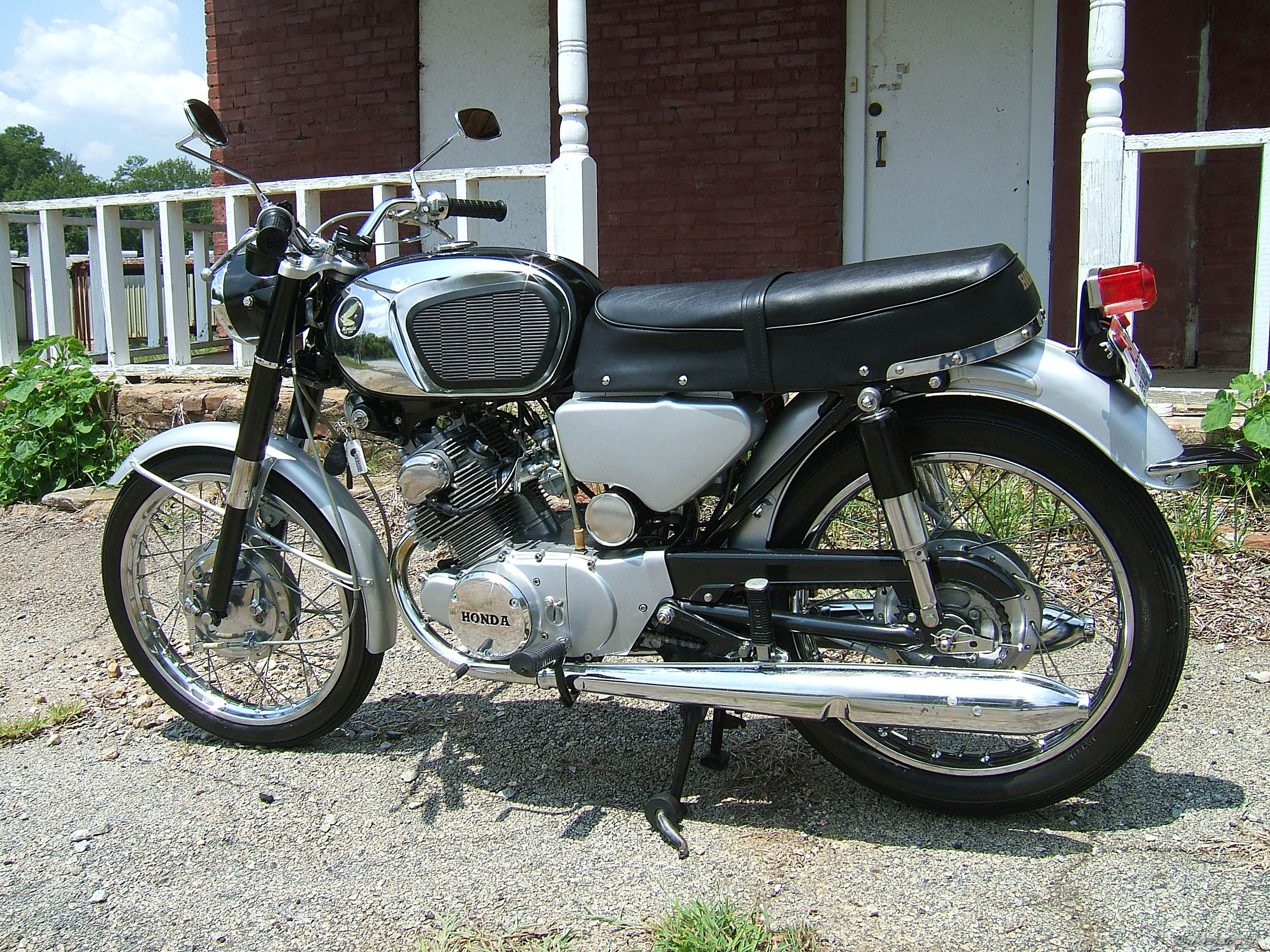Photo 2131062