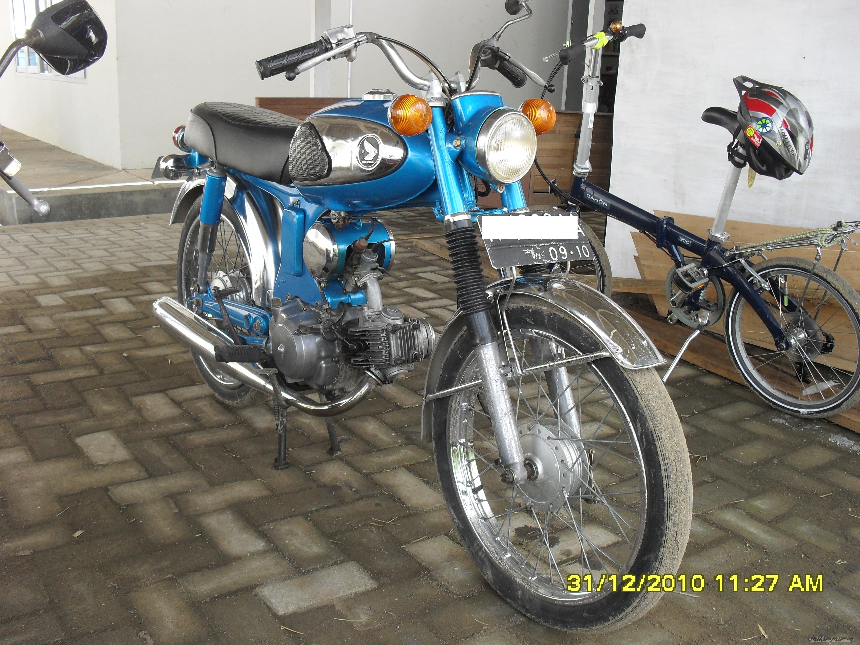 Photo 2131296