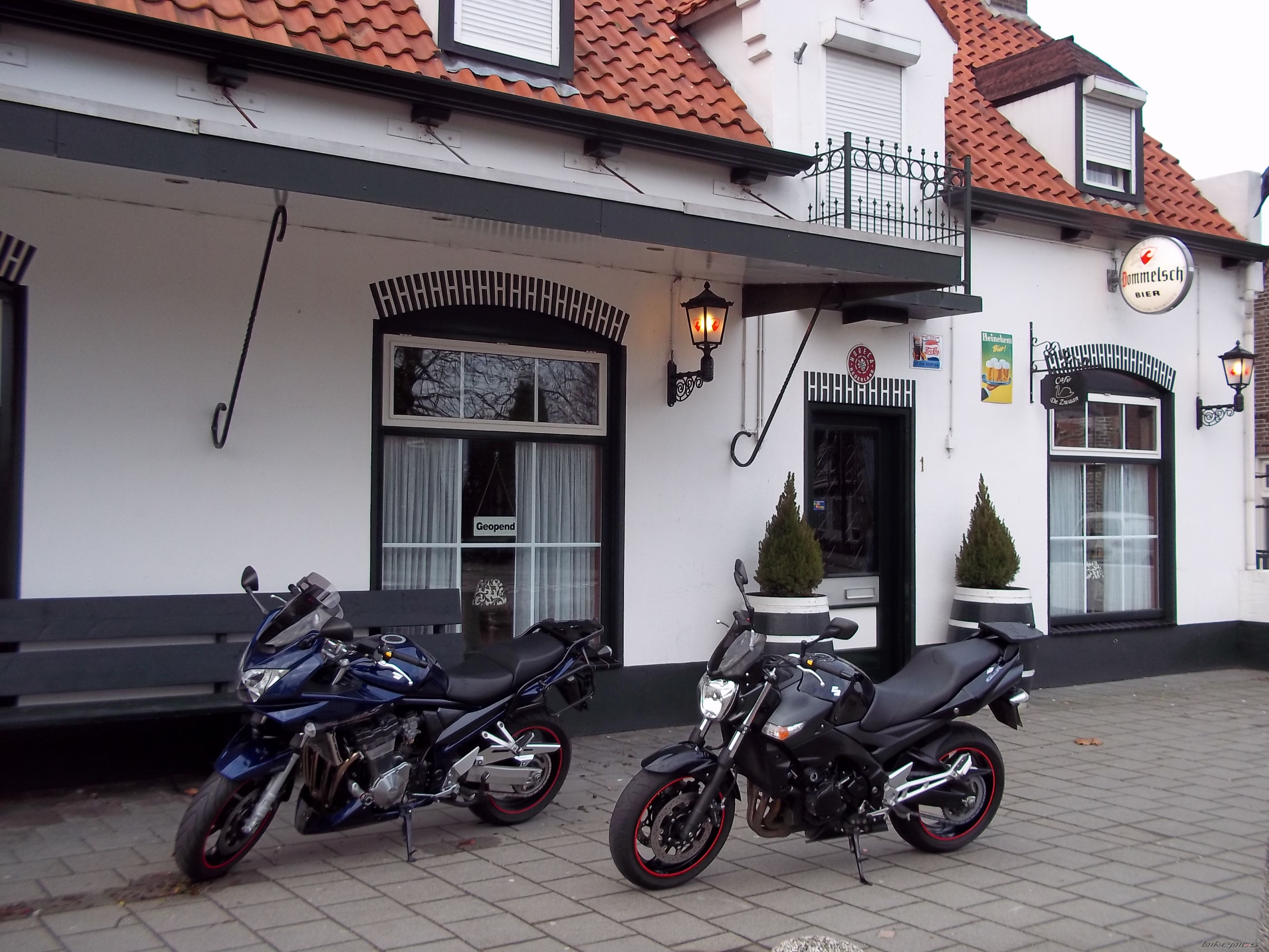 Photo 2133072