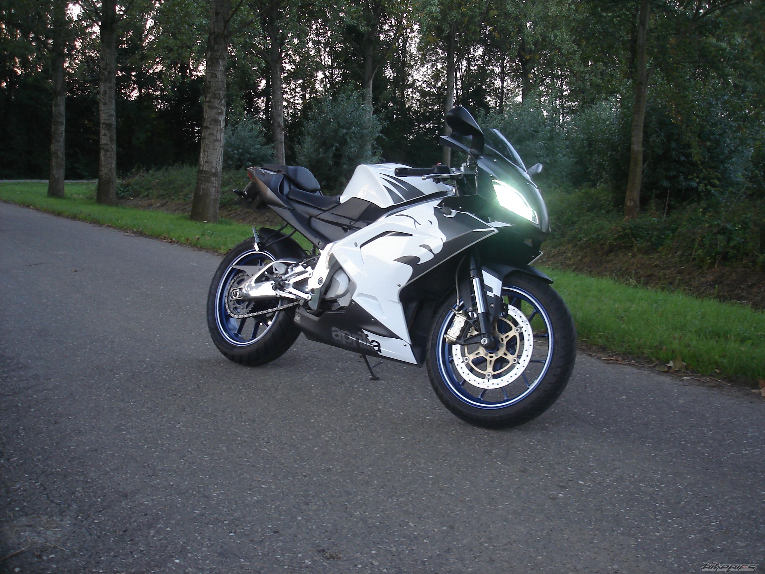 Photo 2133605