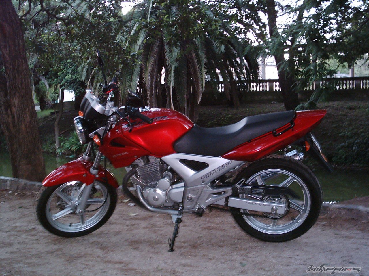 Photo 2133870