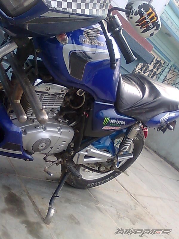 Photo 2133915