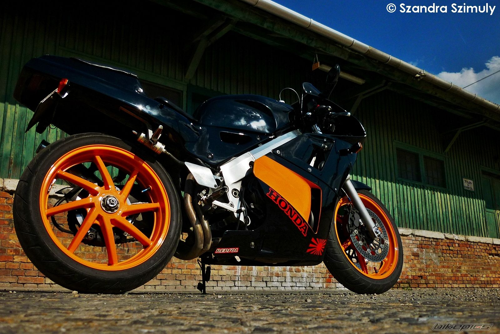 Photo 2134211