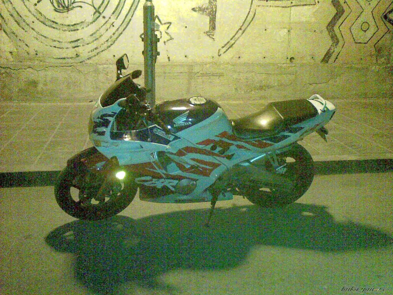 Photo 2134677