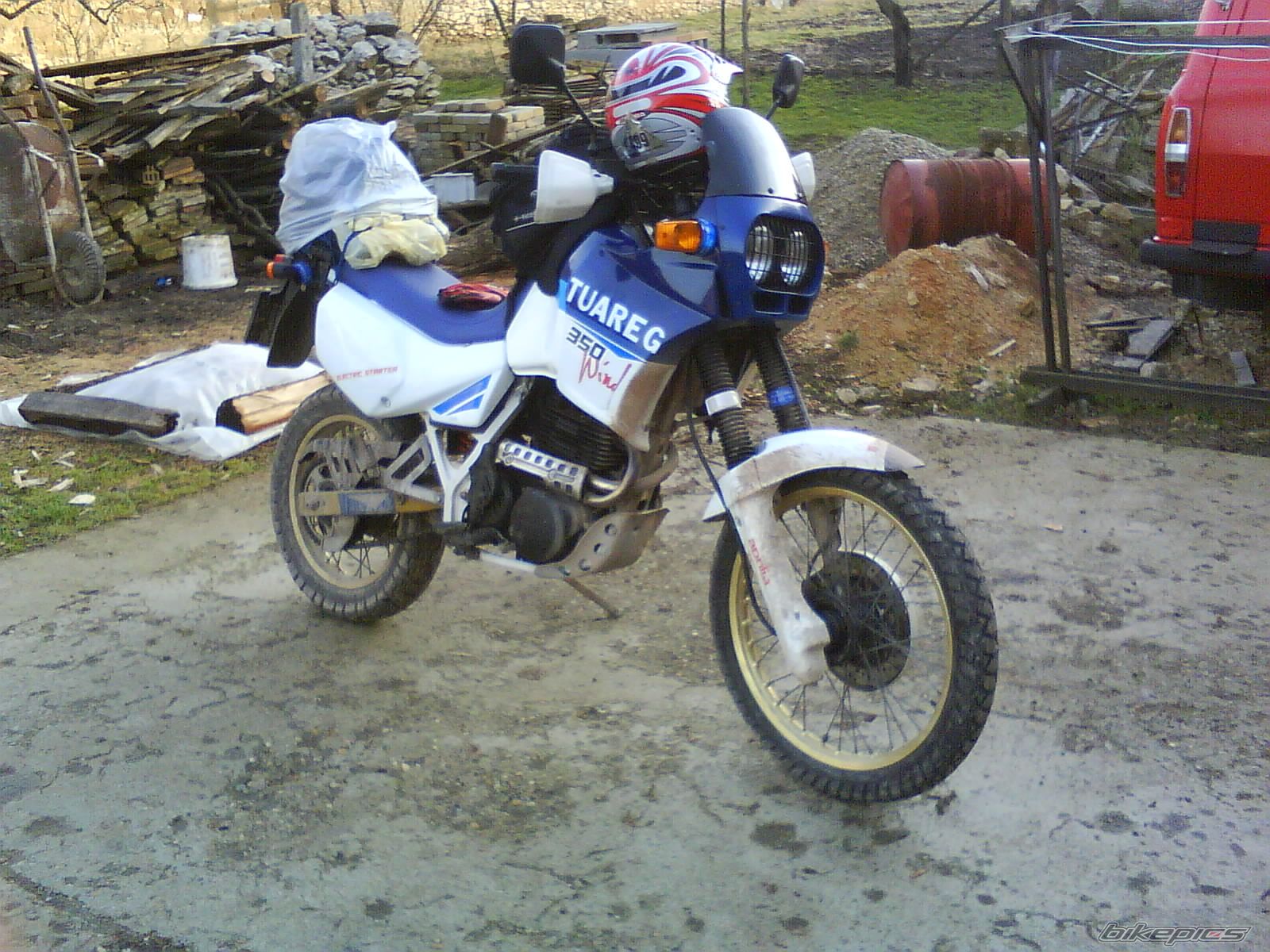 Photo 2135739