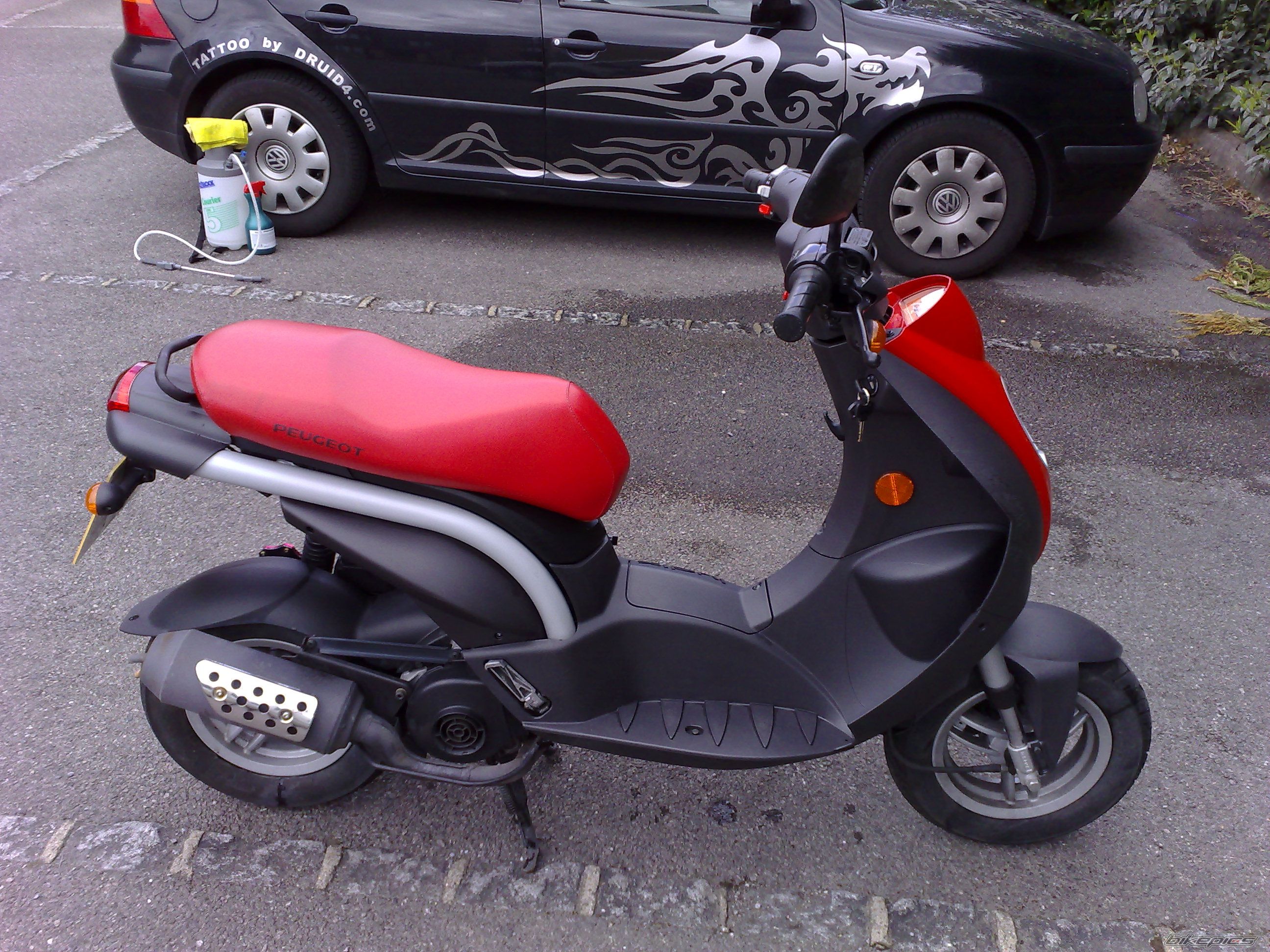 Photo 2135912