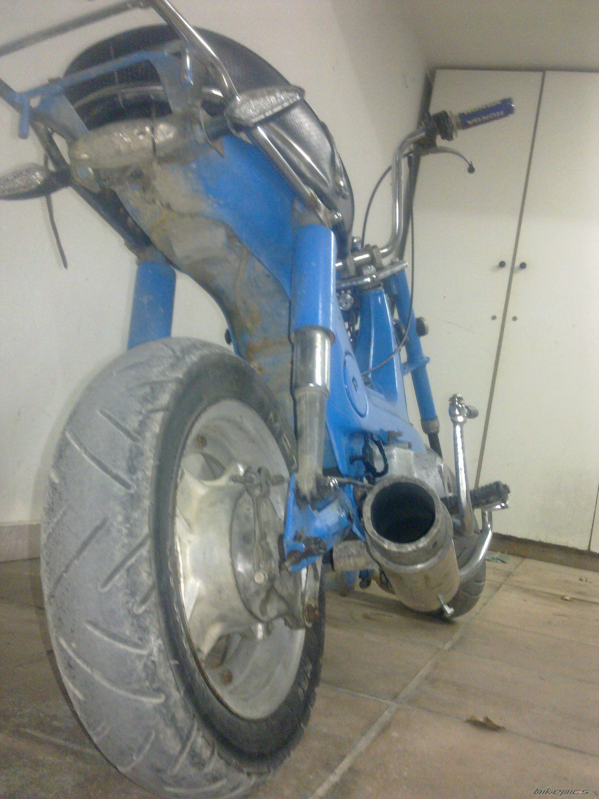 Photo 2135926