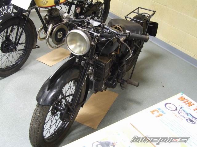 Photo 2135965