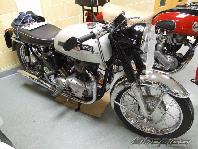 Photo 2135976