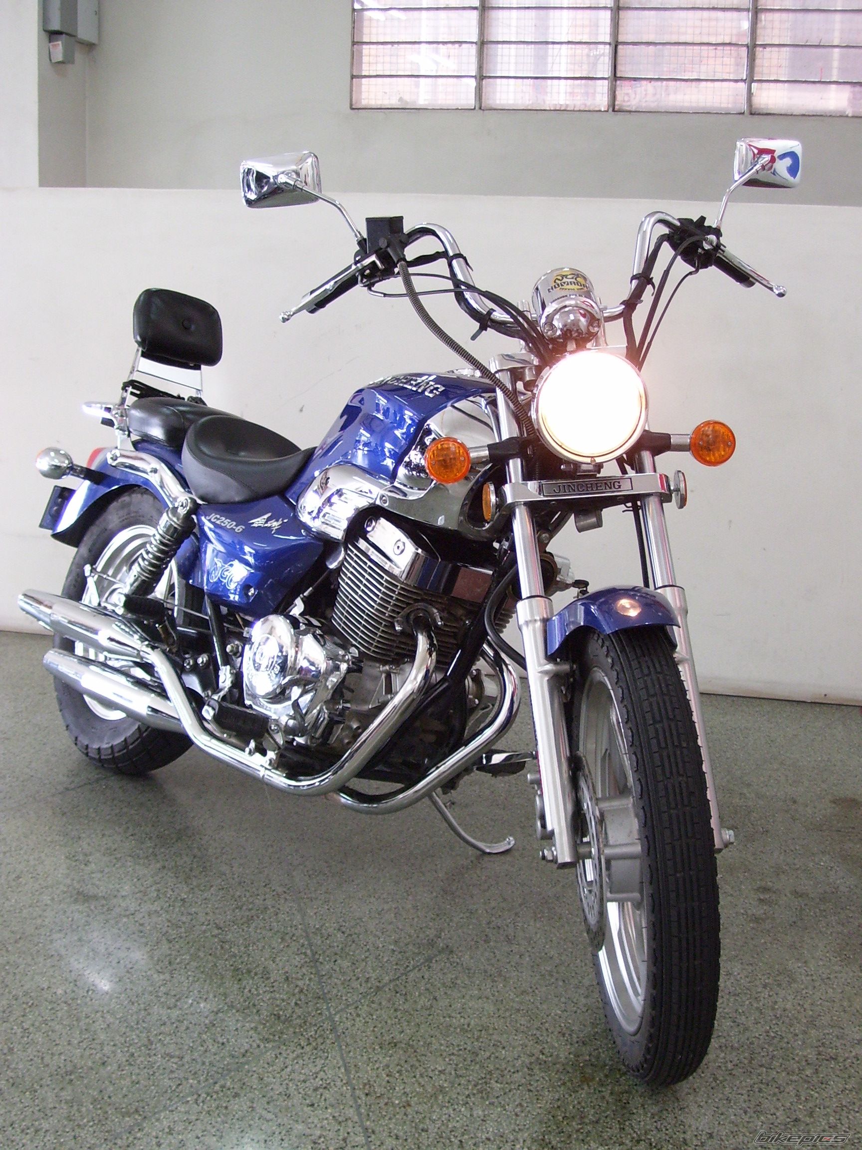 Photo 2136185