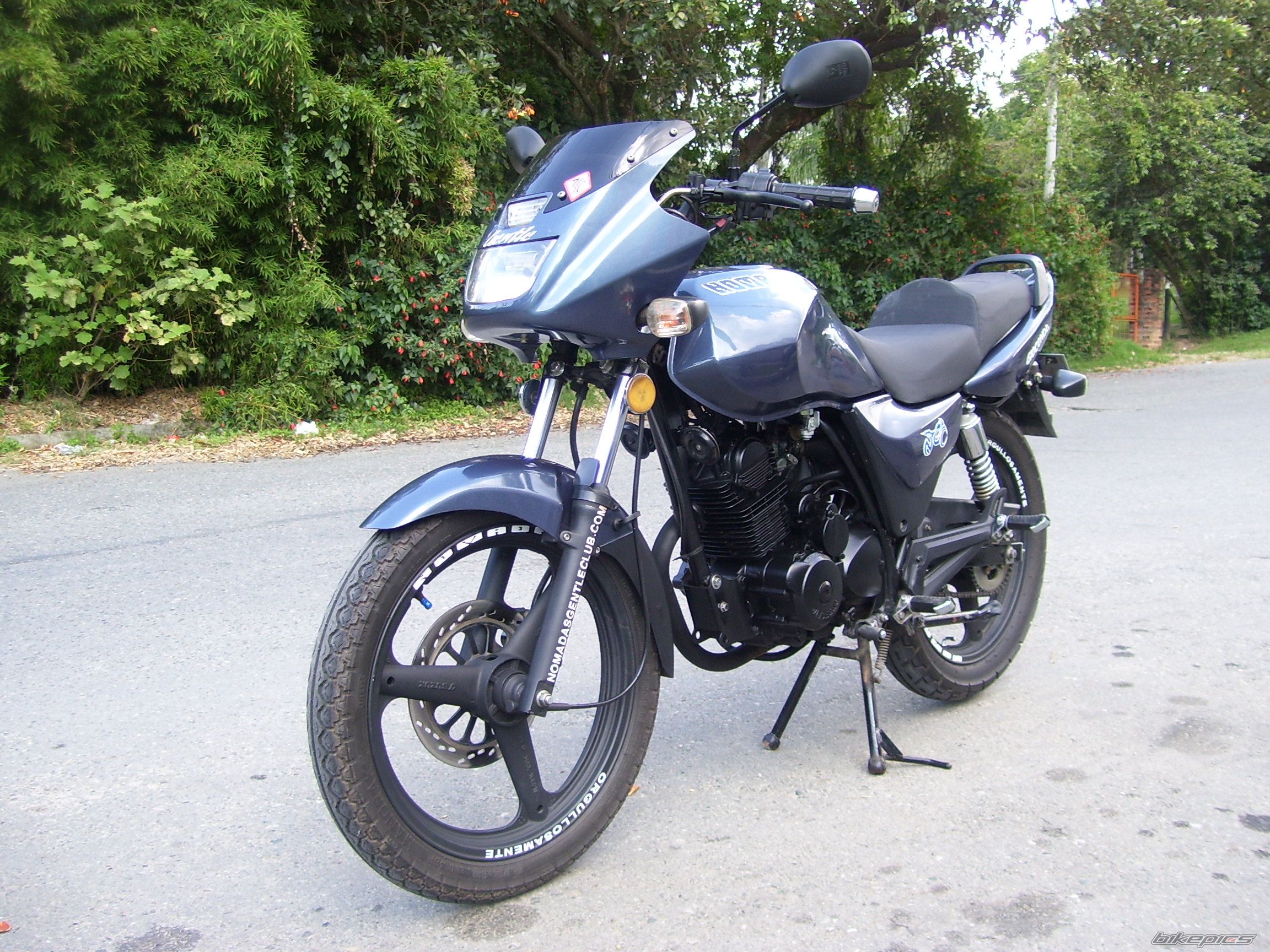 Photo 2136214