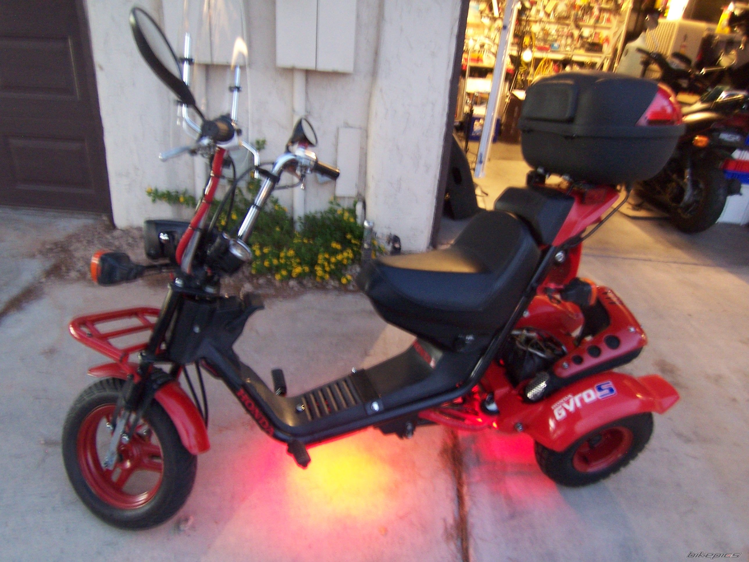Photo 2136481