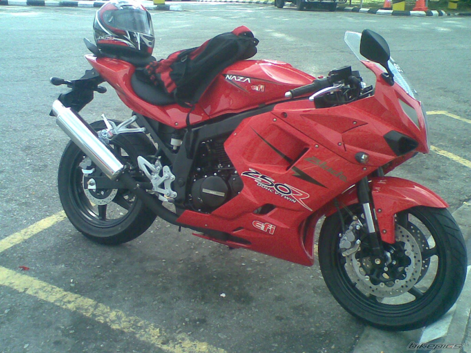 Photo 2138582