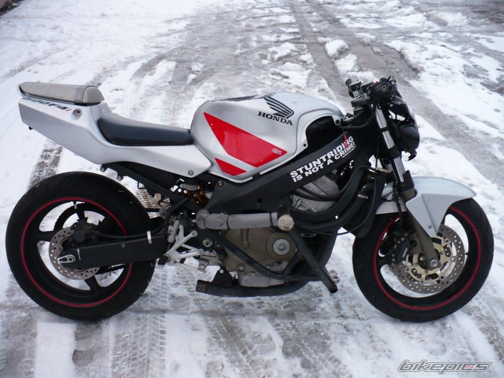 Photo 2138905