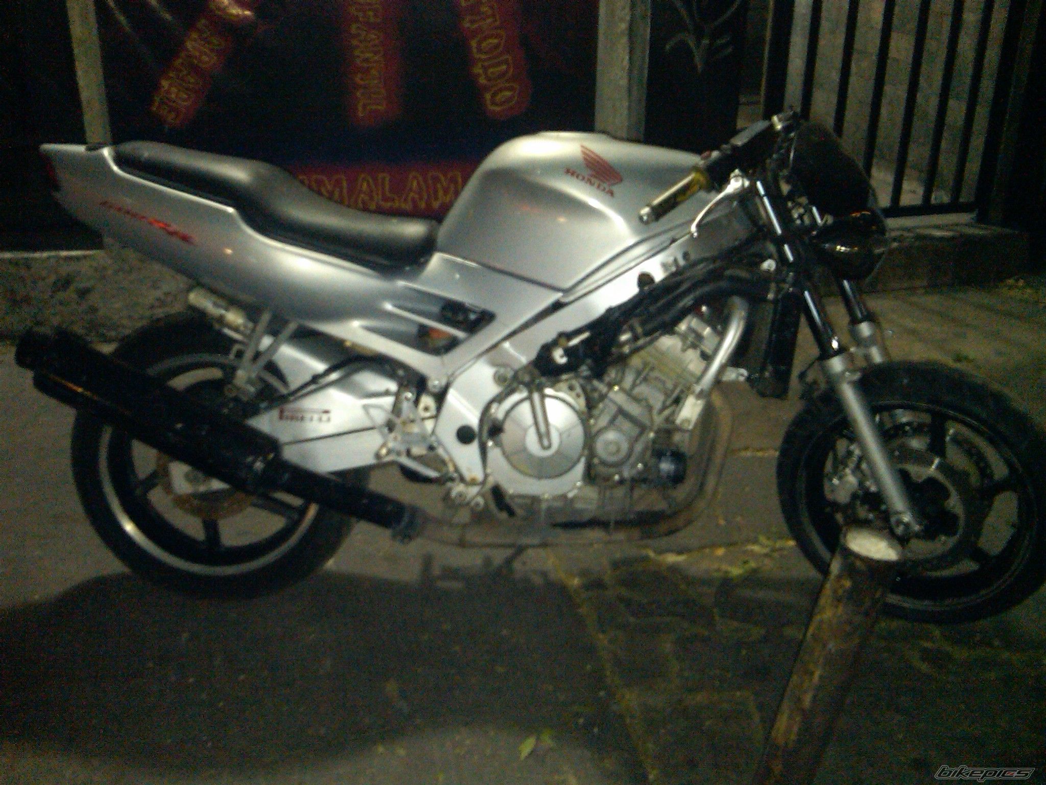 Photo 2139574