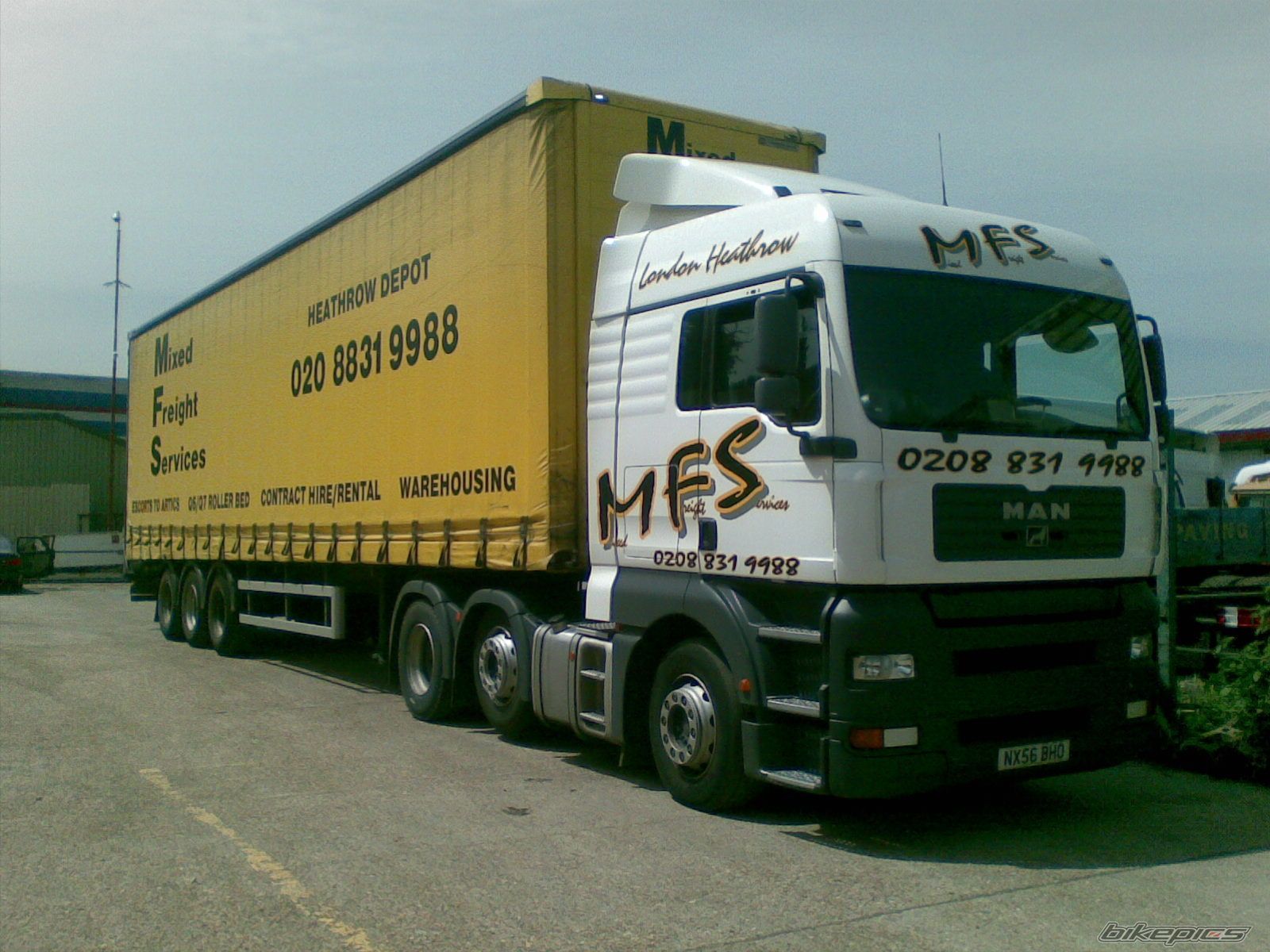 Photo 2141460