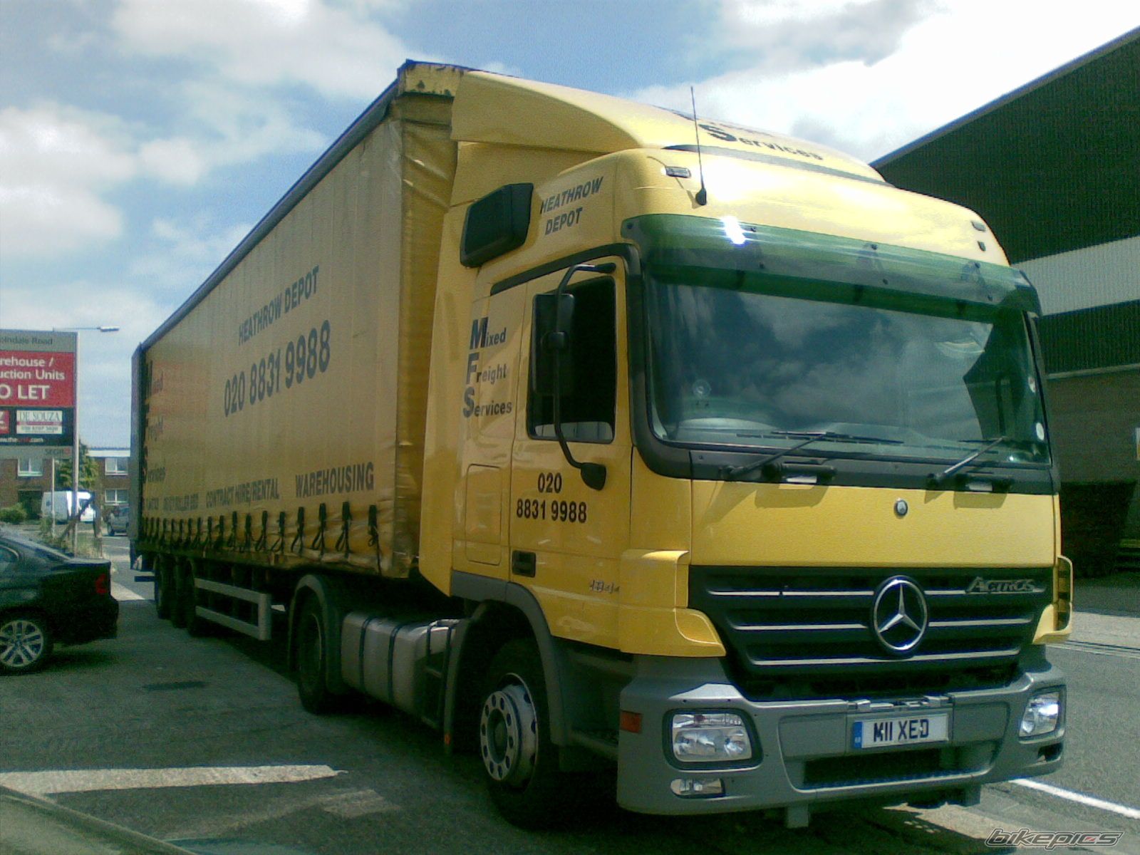 Photo 2141461