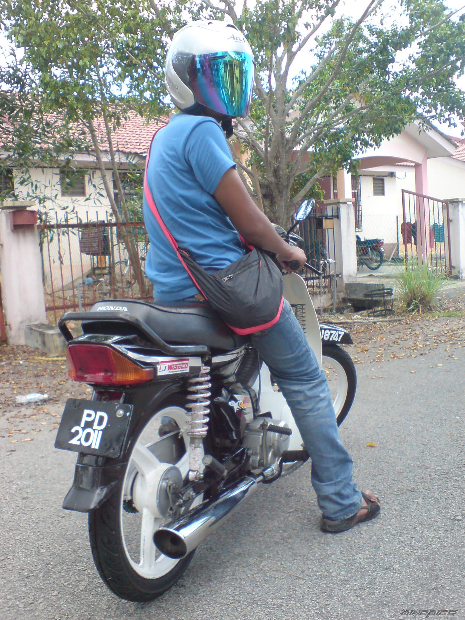 Photo 2141538