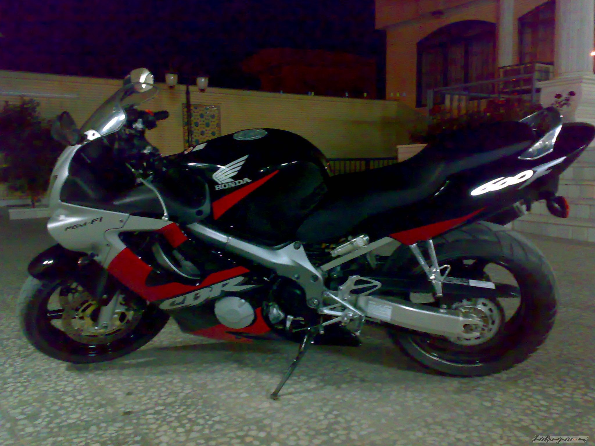 Photo 2141634
