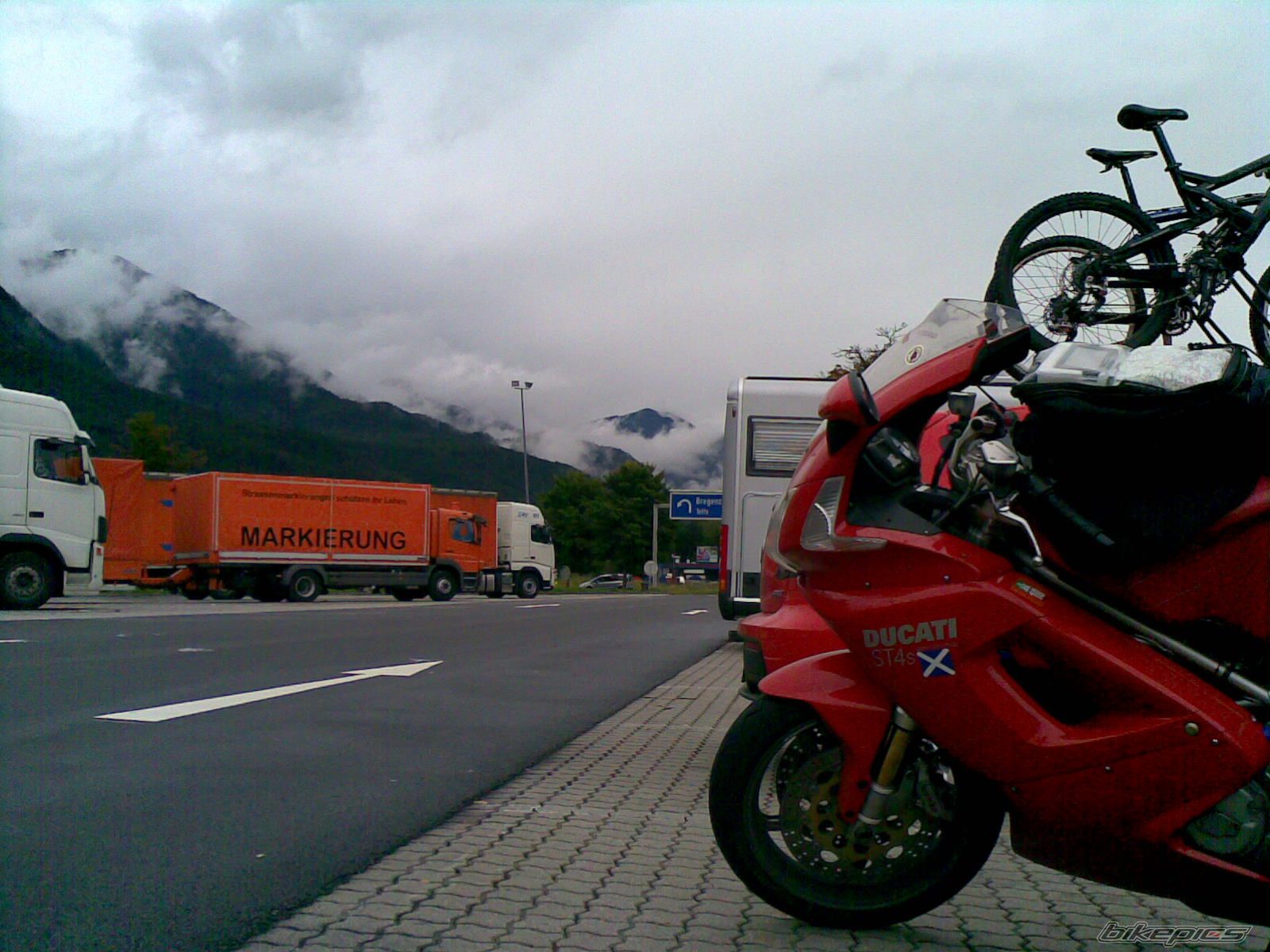 Photo 2142913
