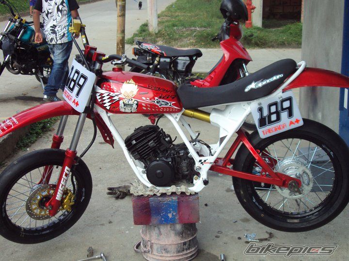 Photo 2142953