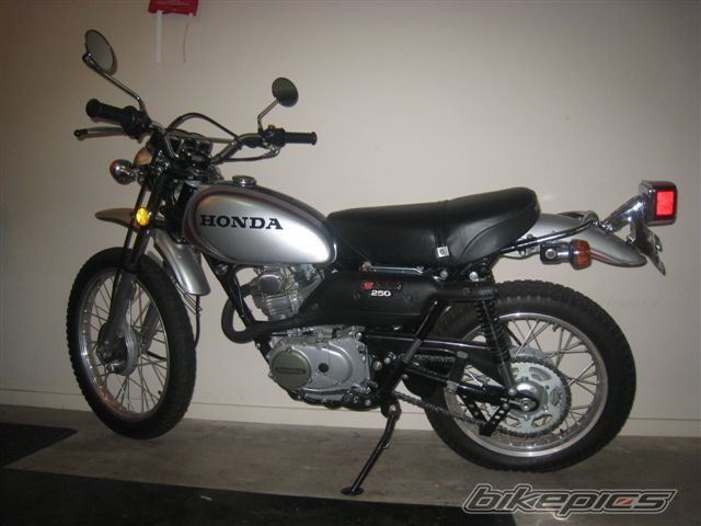 Photo 2143027