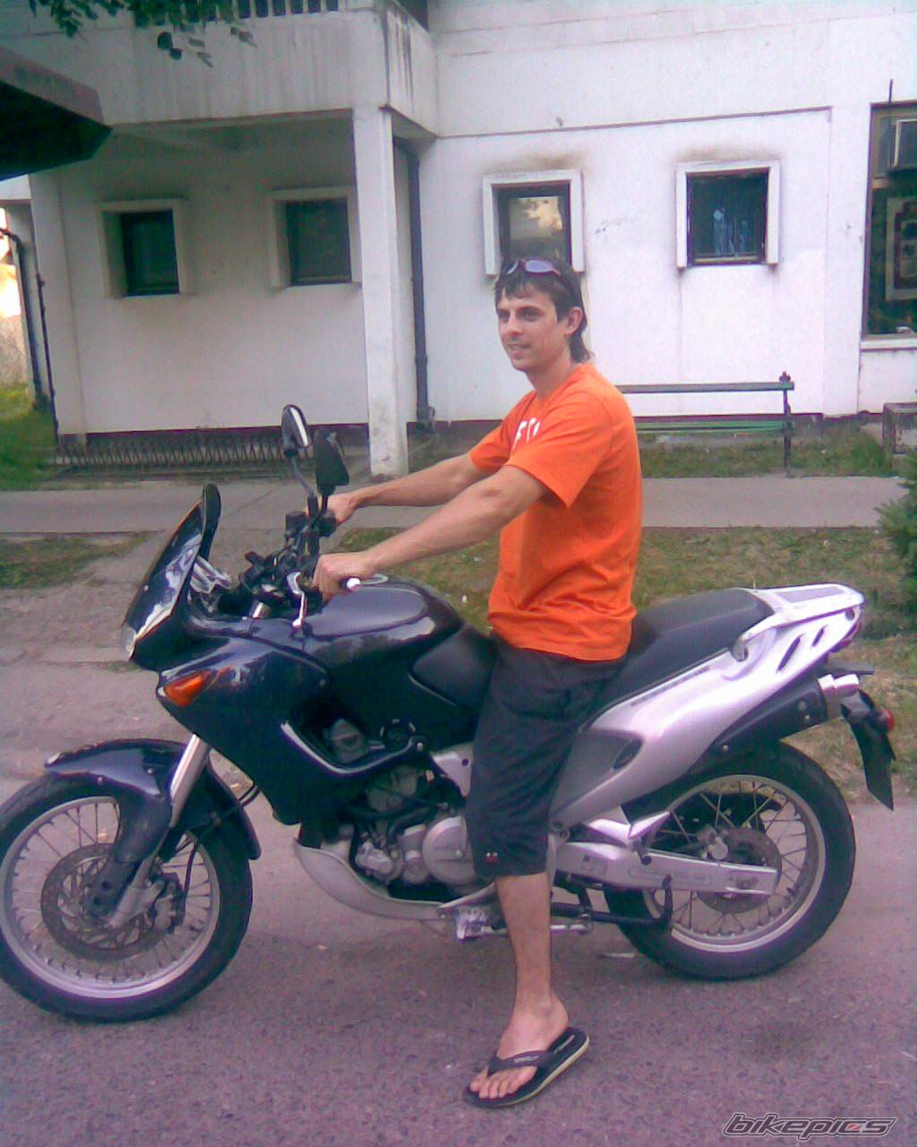 Photo 2143053