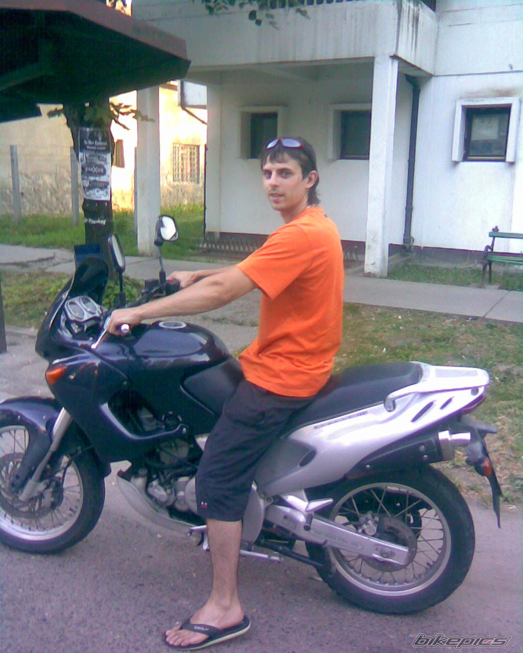 Photo 2143054