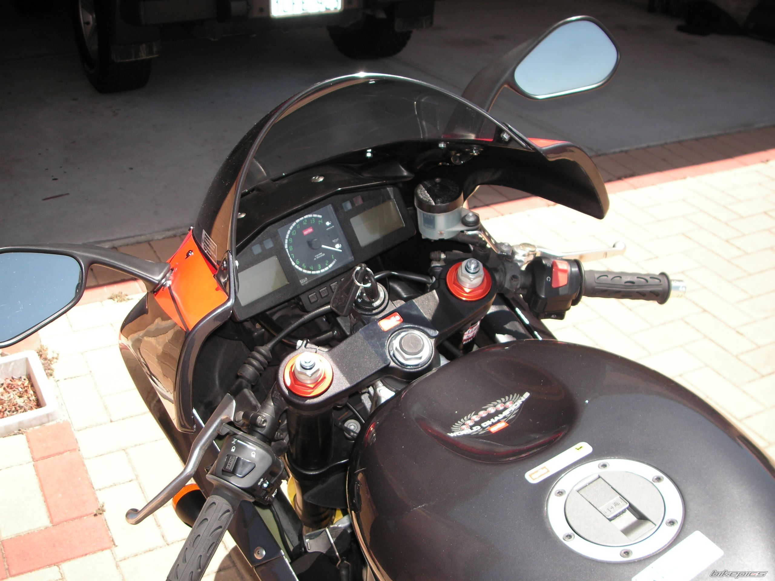 Photo 2143081