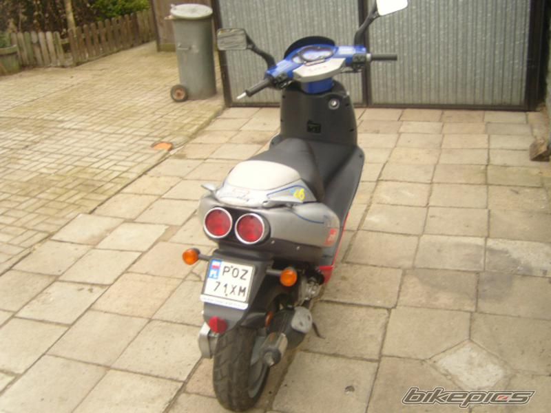 Photo 2143176