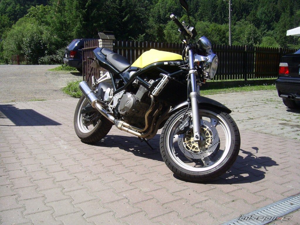 Photo 2143348