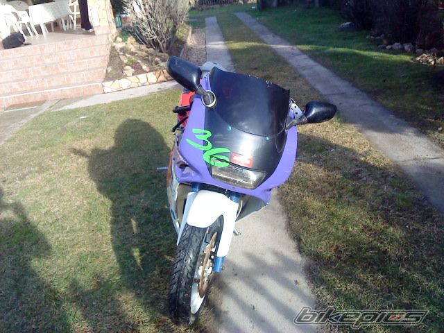 Photo 2143376