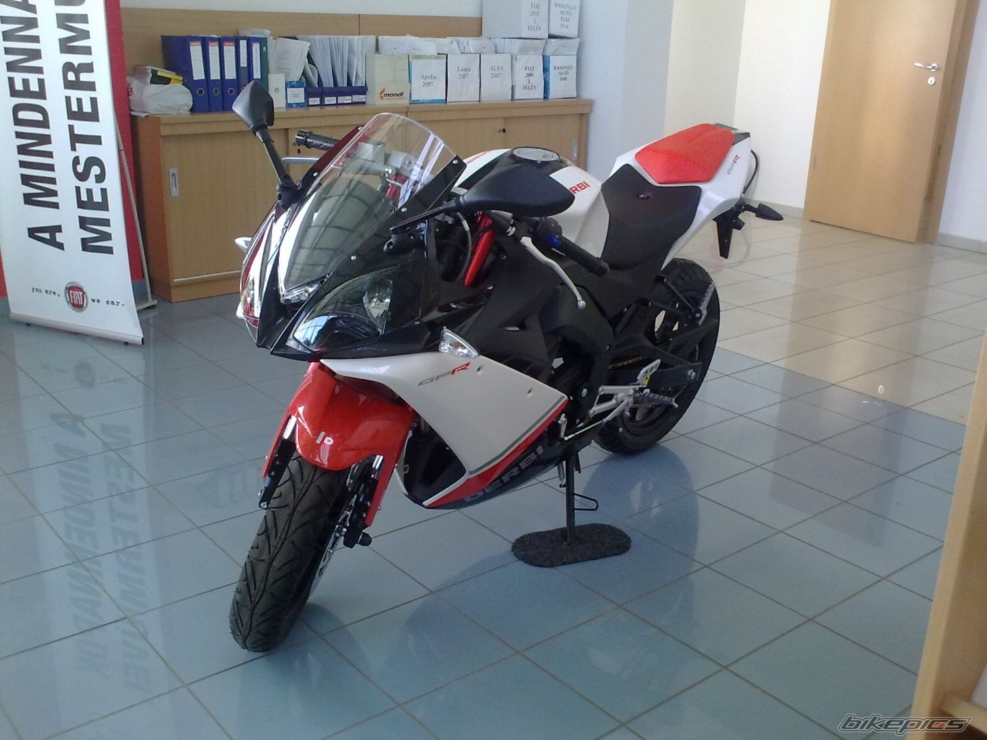 Photo 2143421