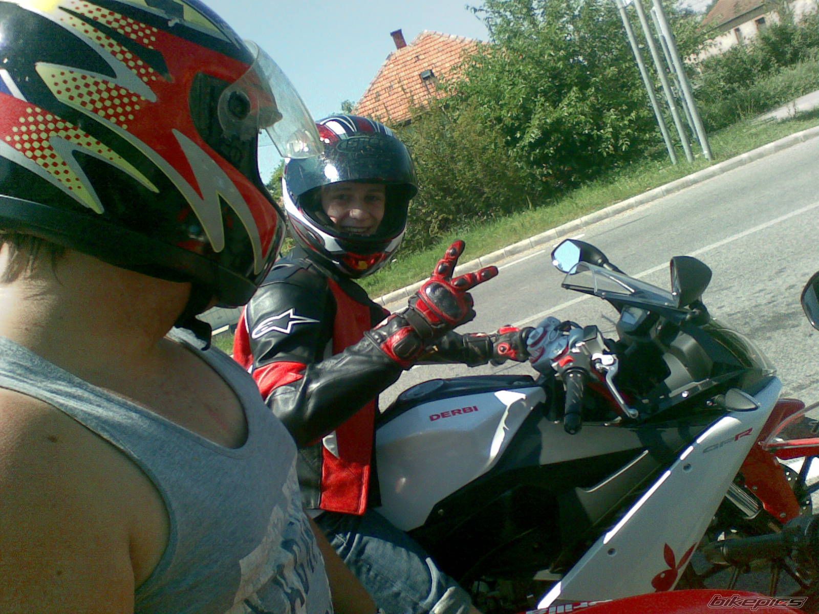 Photo 2143459